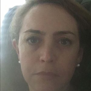 Meet your Posher, Claudia